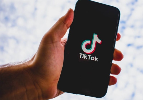 Los riesgos y beneficios de usar TikTok para tu negocio